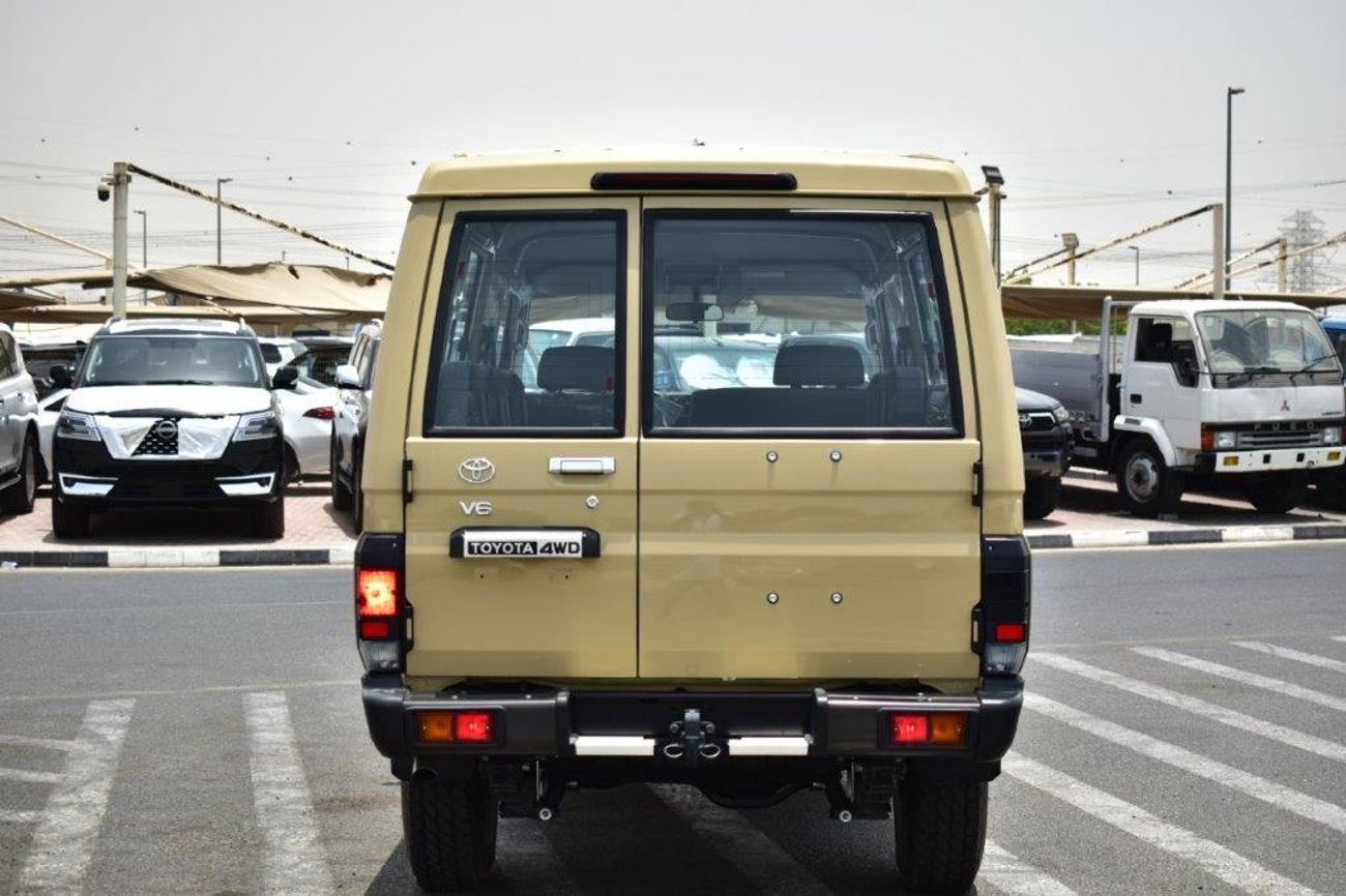 تويوتا لاند كروزر 70 2025 MODEL TOYOTA LAND CRUISER 78 HARDTOP V6 4.0L 4WD 9-SEATER AUTOMATIC