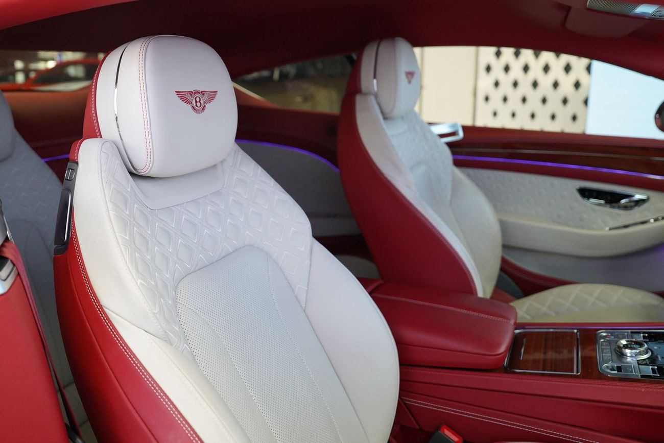 Bentley Continental GT 6.0L W12 (626 HP)