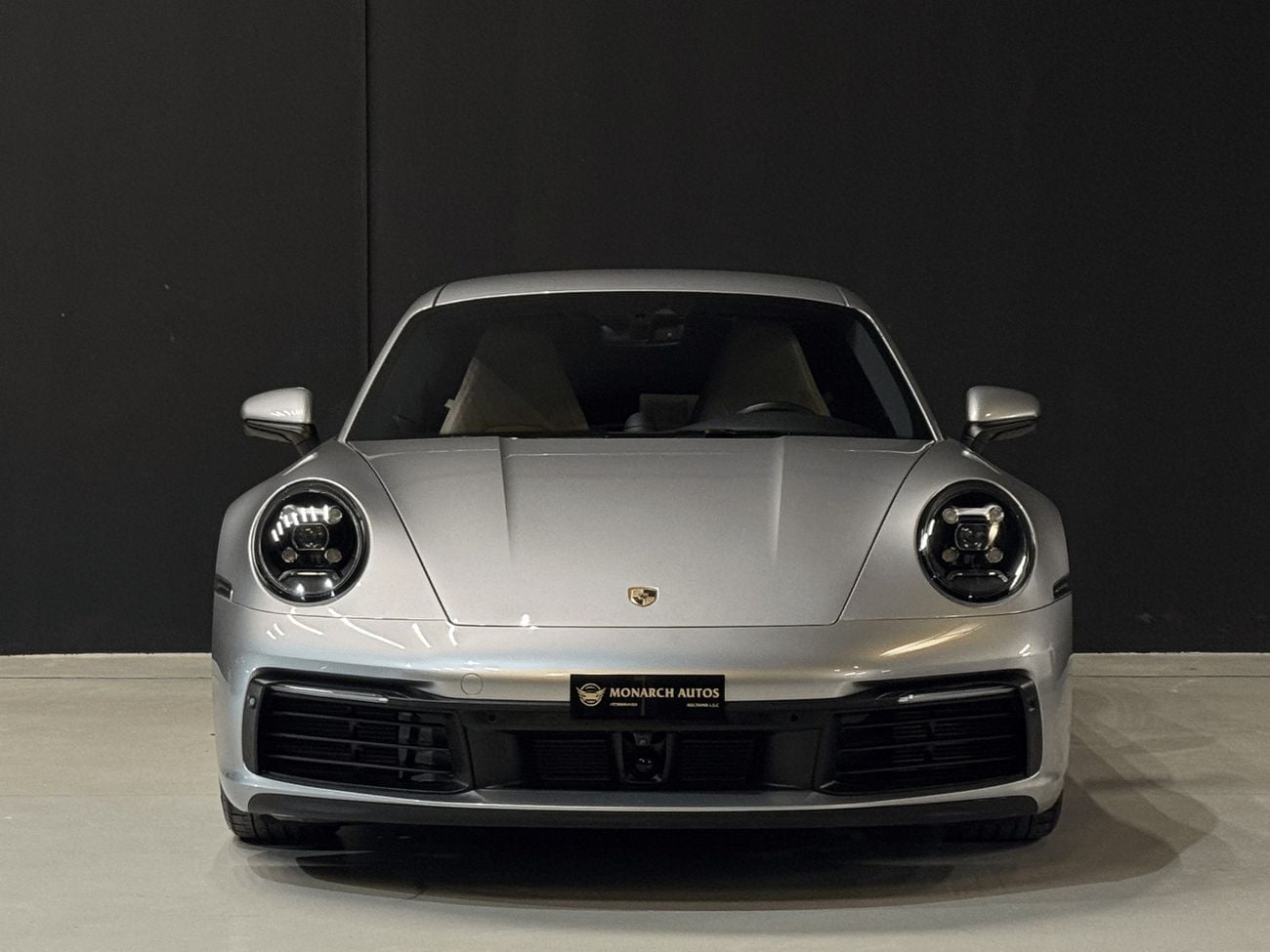 بورش 911 carrera 4