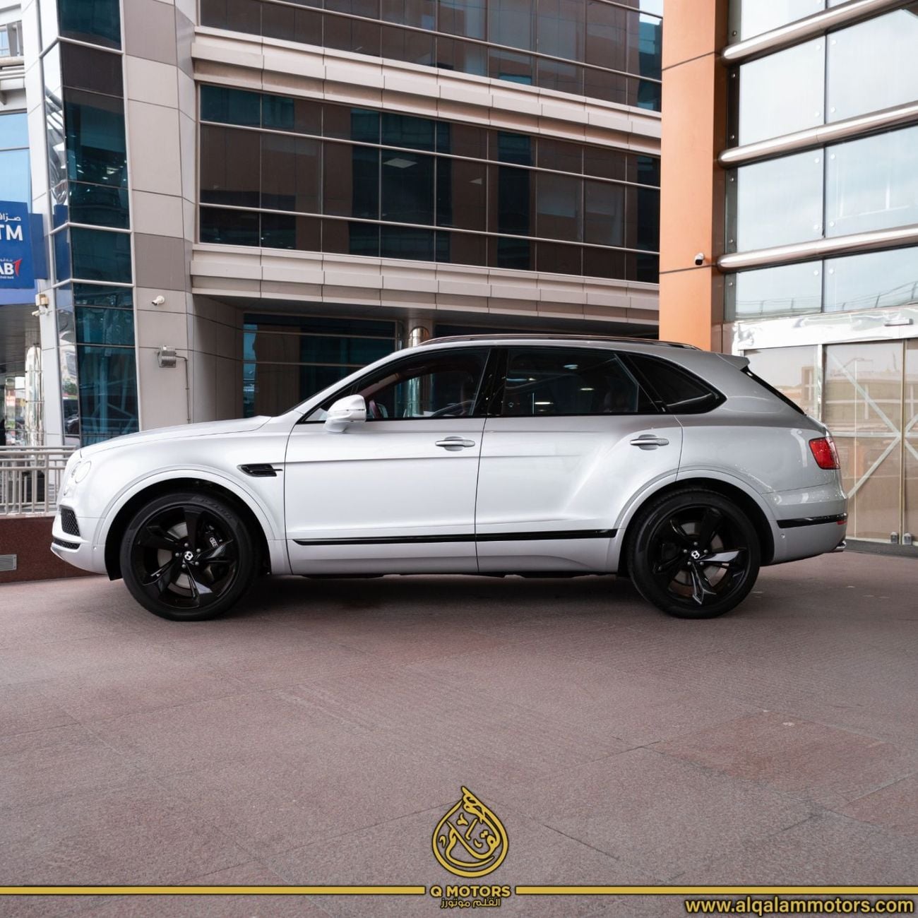 بنتلي بينتايجا Bentley Bentayga W12 2018 - GCC Specs - Done 64,000KM