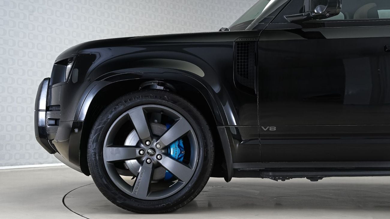 Land Rover Defender 110 P525 V8 Edition | AED 5,905 PM | Warranty-Service June 2027 | GCC