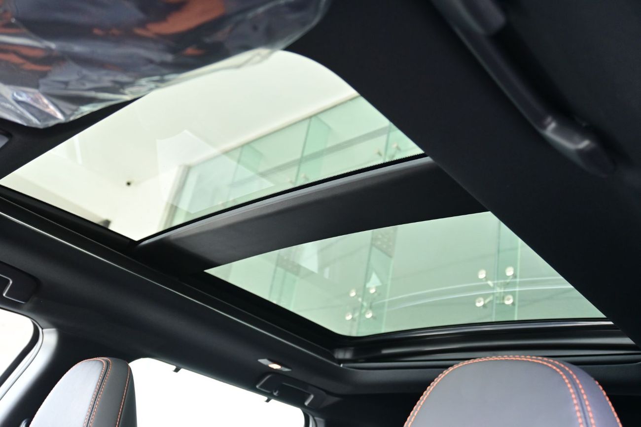 Mitsubishi Outlander Mitsubishi Outlander P-Line 2.5L Petrol 4WD, Model 2025, Color White