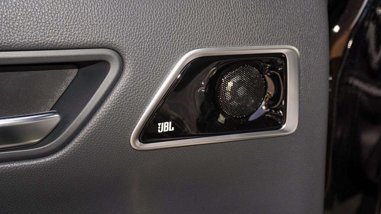 Toyota Land Cruiser VX 3.5L V6