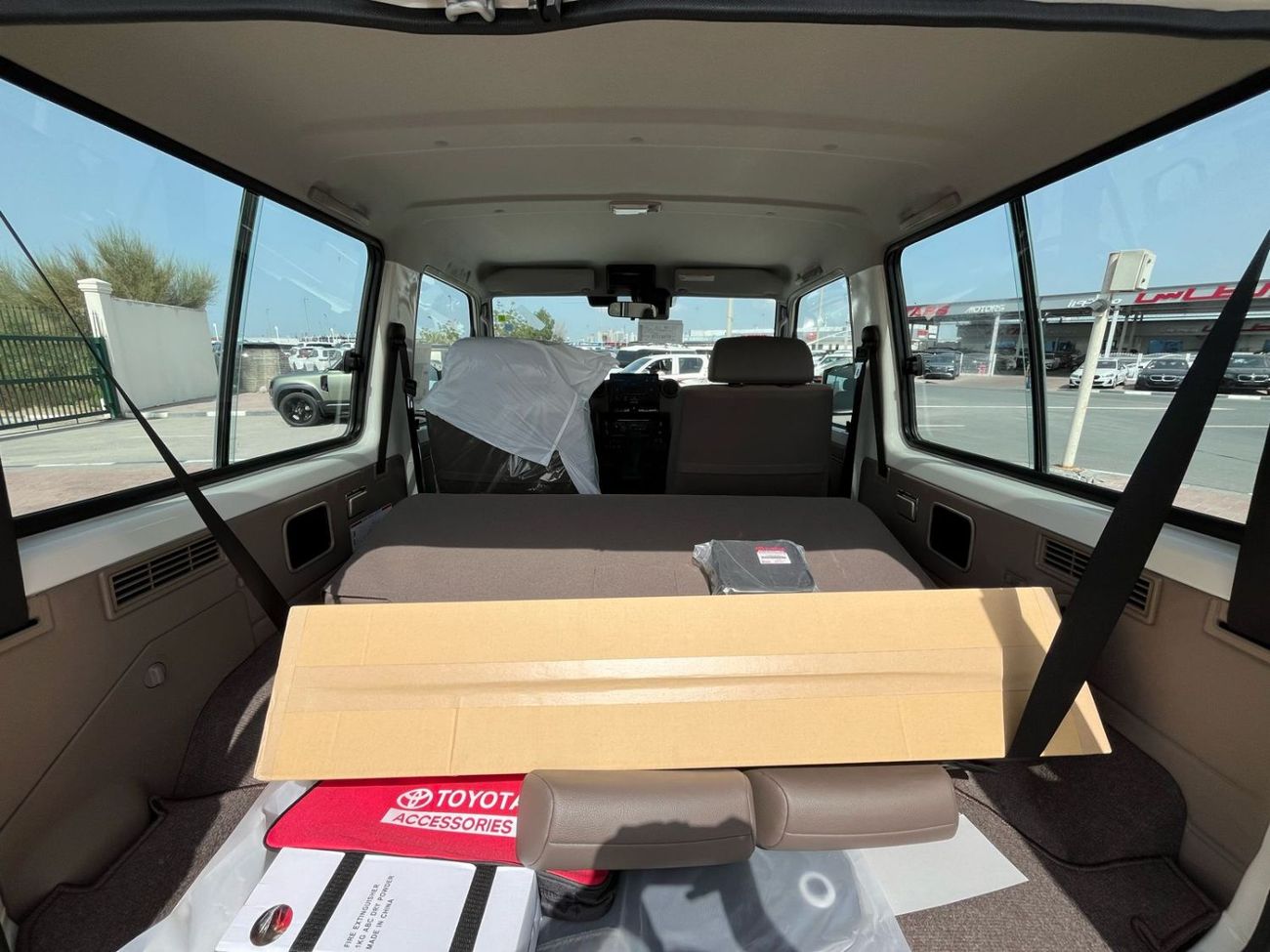 Toyota Land Cruiser 70 2025 Toyota Land Cruiser LC71 2.8L AT Diesel (White)