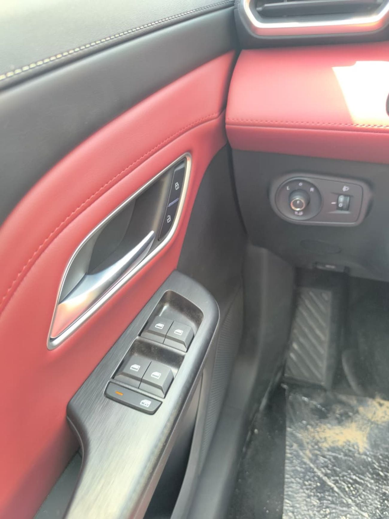 MG ZS LUX MG ZS 1.5 Turbo Engine New Shape GCC Specs Full Option 2025 Model Brand New