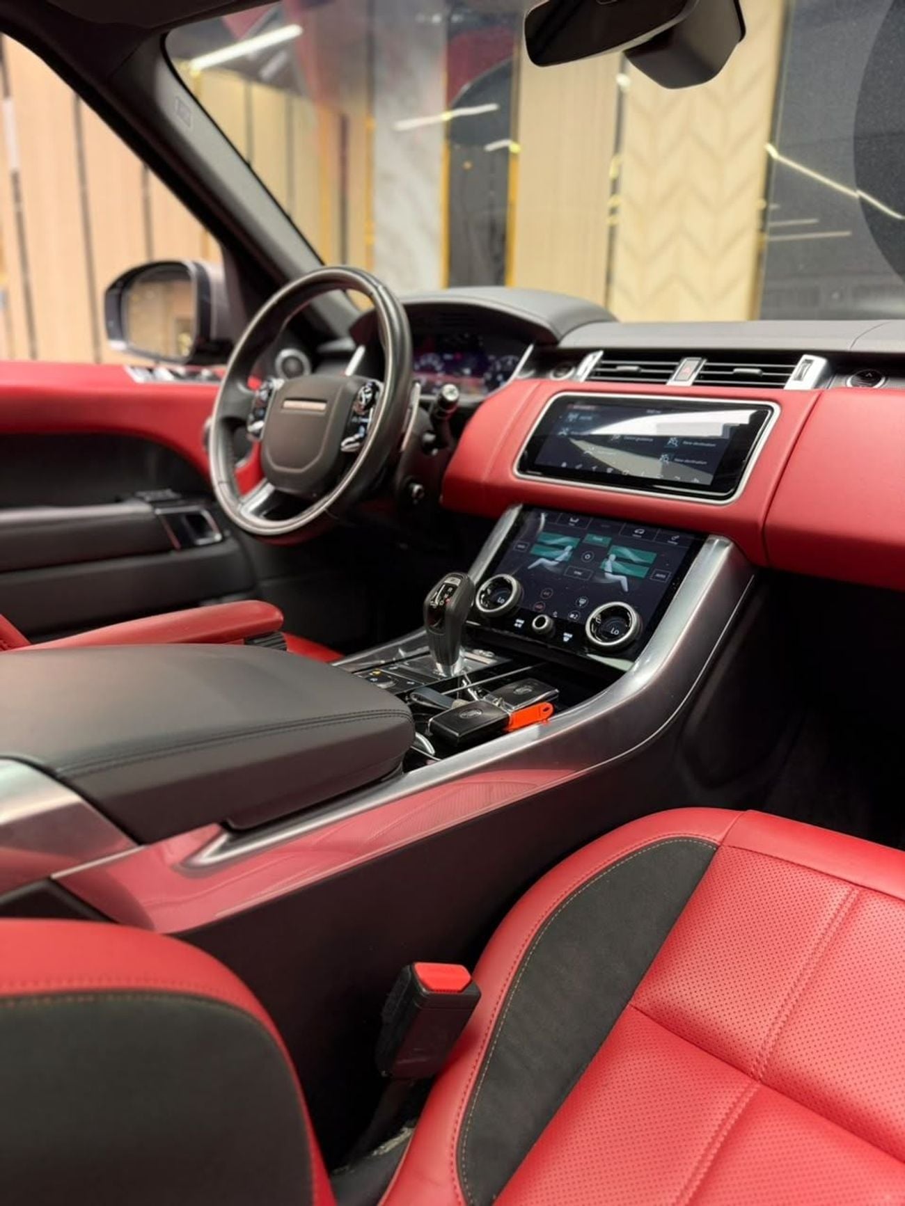 Land Rover Range Rover Sport HSE DYNAMIC