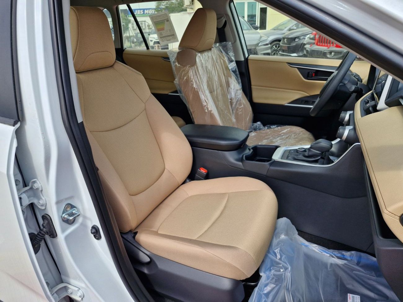 Toyota RAV4 2025 TOYOTA RAV 4 4X4 2.5L HYBRID PETROL A/T GCC BRAND NEW 0KM