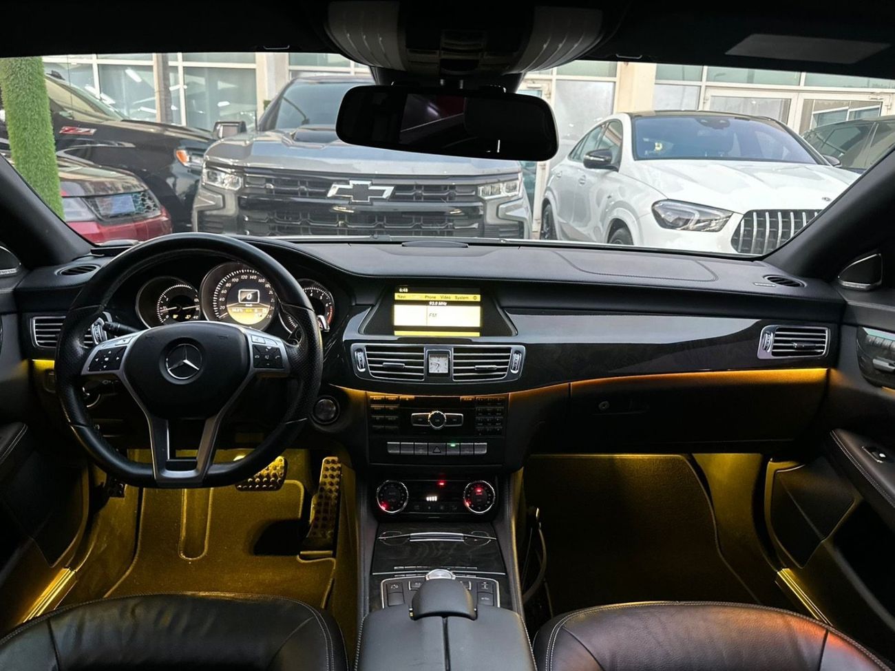 مرسيدس بنز CLS 500 Std 4.7L