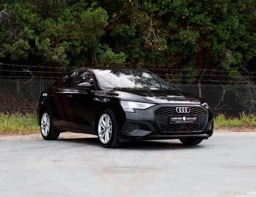 Audi A3 35 TFSI 1.4L Audi A3 | 1.4 L | 2023 | GCC | Accident-Free | In Excellent Condition | 1008 P.M
