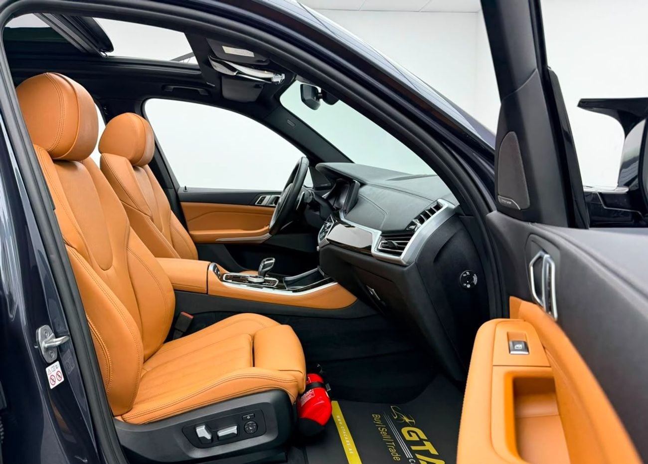 BMW X5 XDRIVE40i EXCLUSIVE M SPORT PACKAGE 2022 BMW X5 xDrive40i M-Sport, 2028 BMW Service Pack, Full BMW Service History, Fully Loaded, GCC