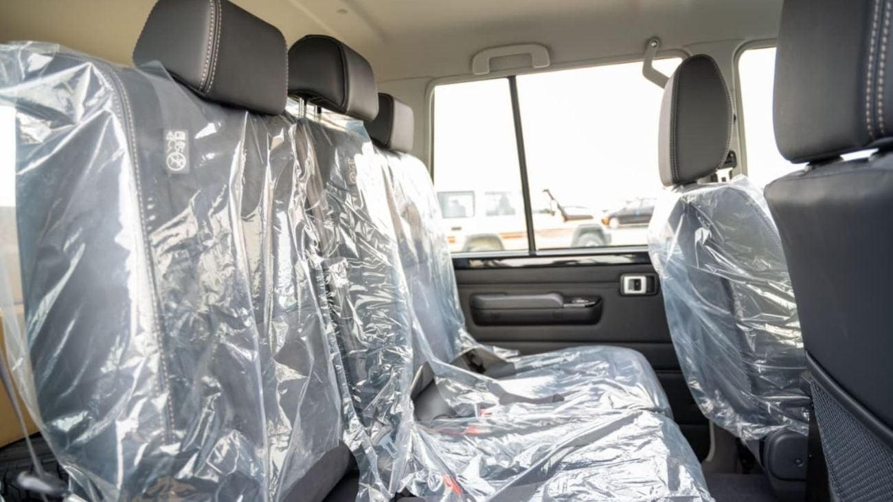 Toyota Land Cruiser 70 LX LC 76 2.8L | Diesel | 4 Cylinder | 6 Speed Automatic | 5 Door | 5 Seats