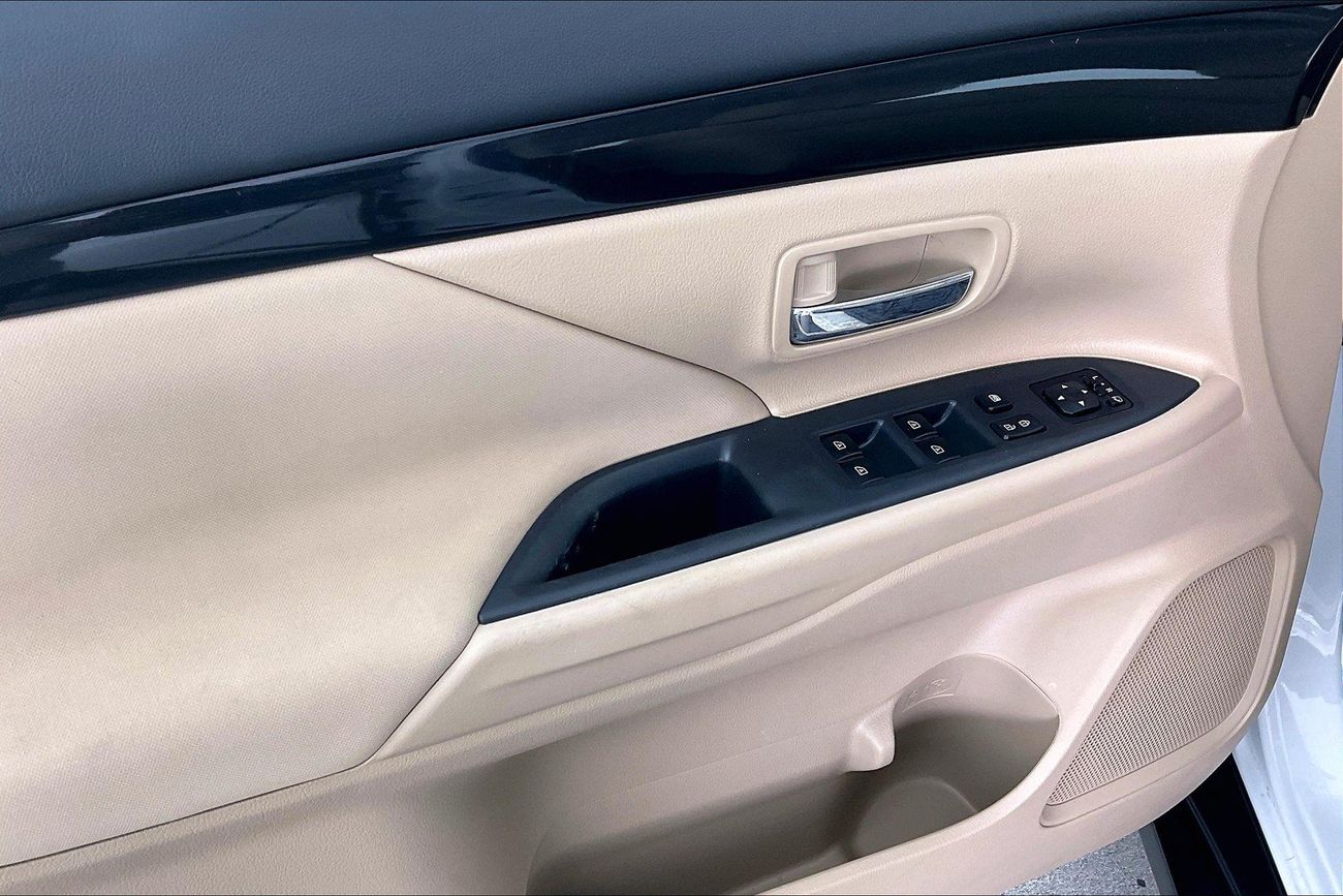 Mitsubishi Outlander GLX Midline | Guaranteed Warranty | 0 Down Payment