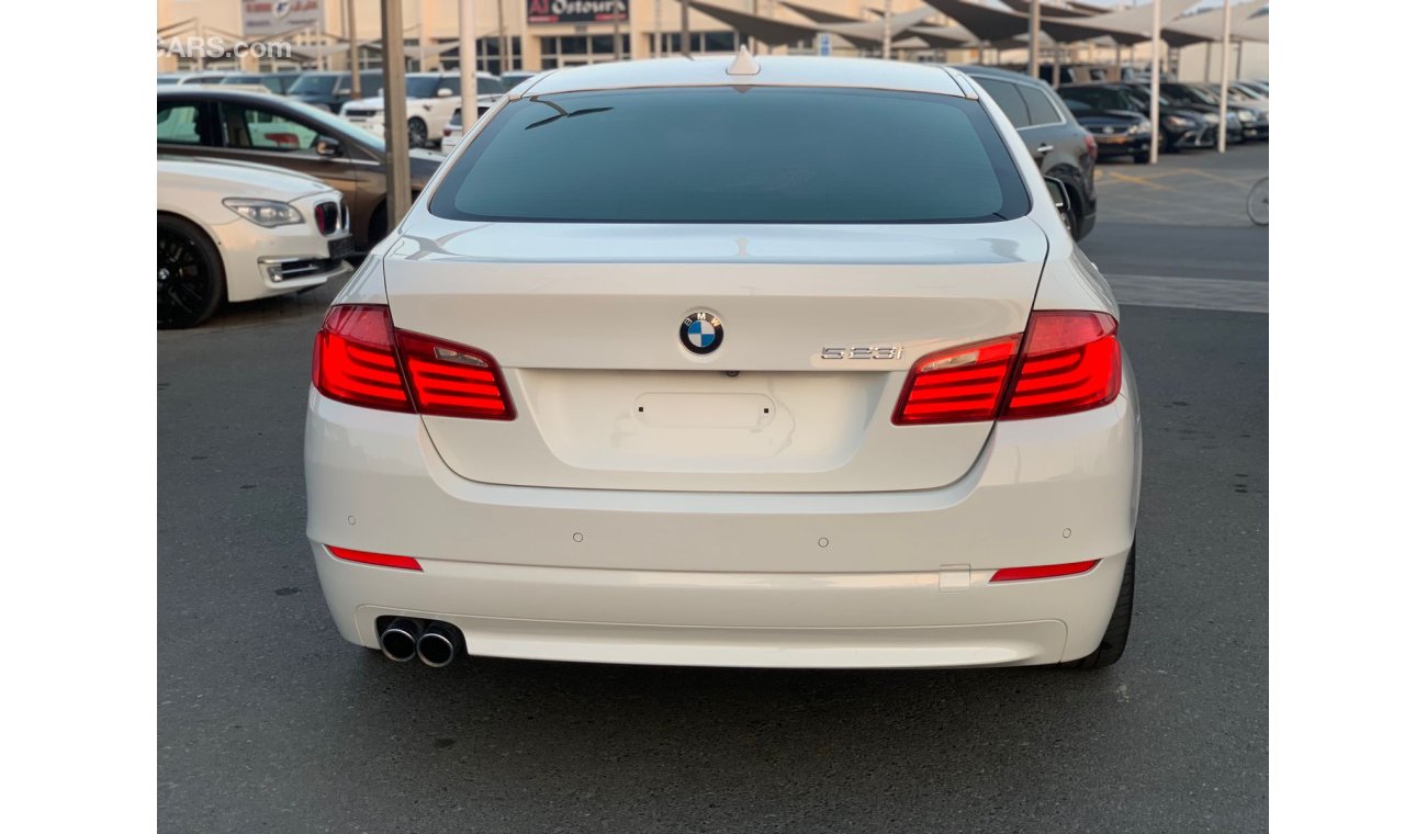 بي أم دبليو 523 BMW 523 i_Gcc_2011_Excellent_Condition _Full option