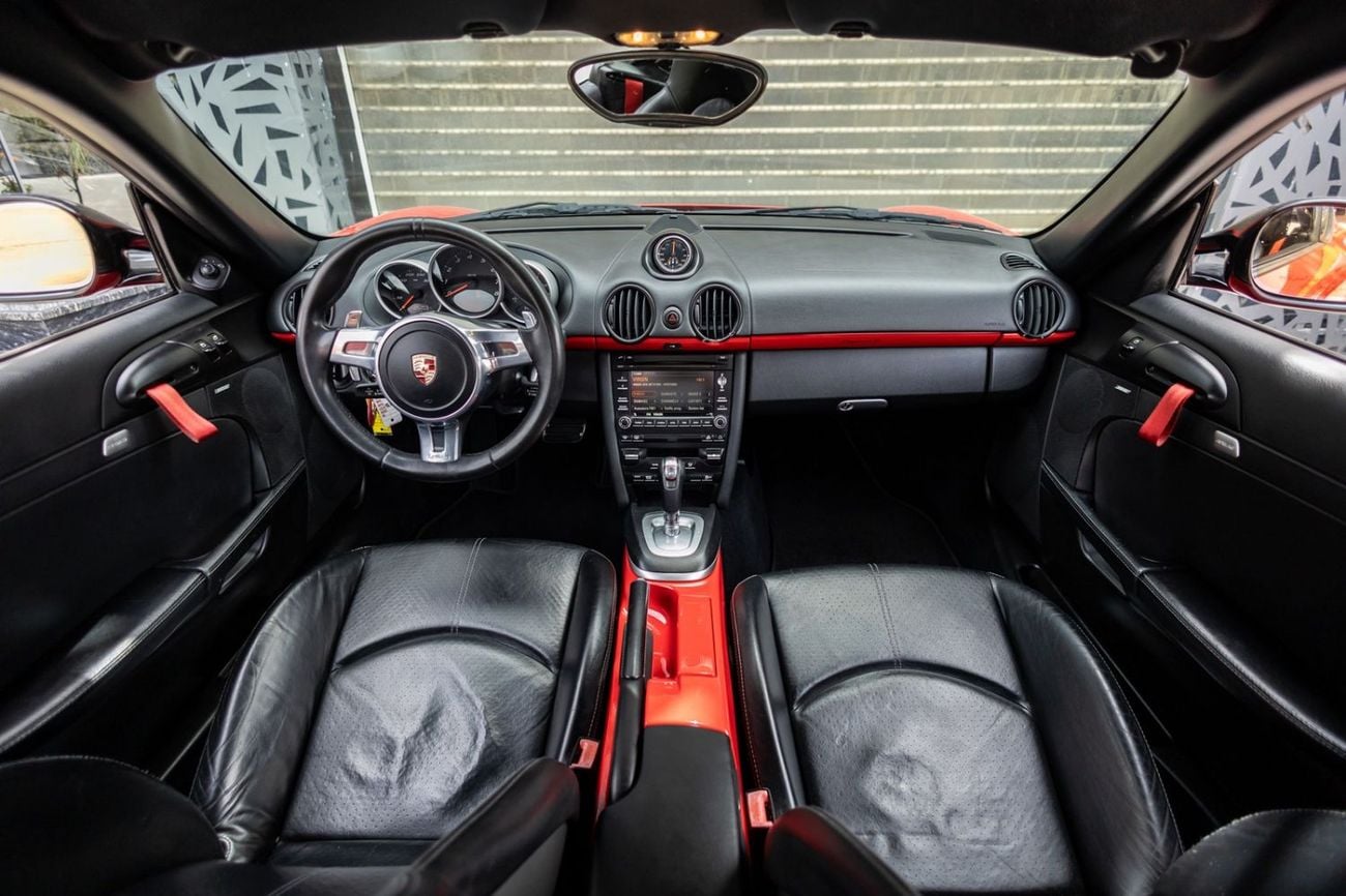 Porsche Cayman R 3.4L 2012 Porsche Cayman R GCC
