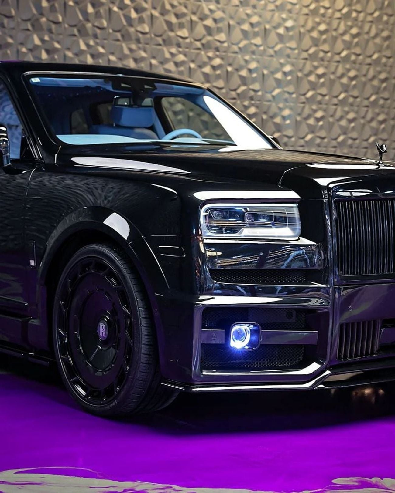 Rolls Royce Cullinan Rolls-Royce Cullinan Black Badge | Finance Available
