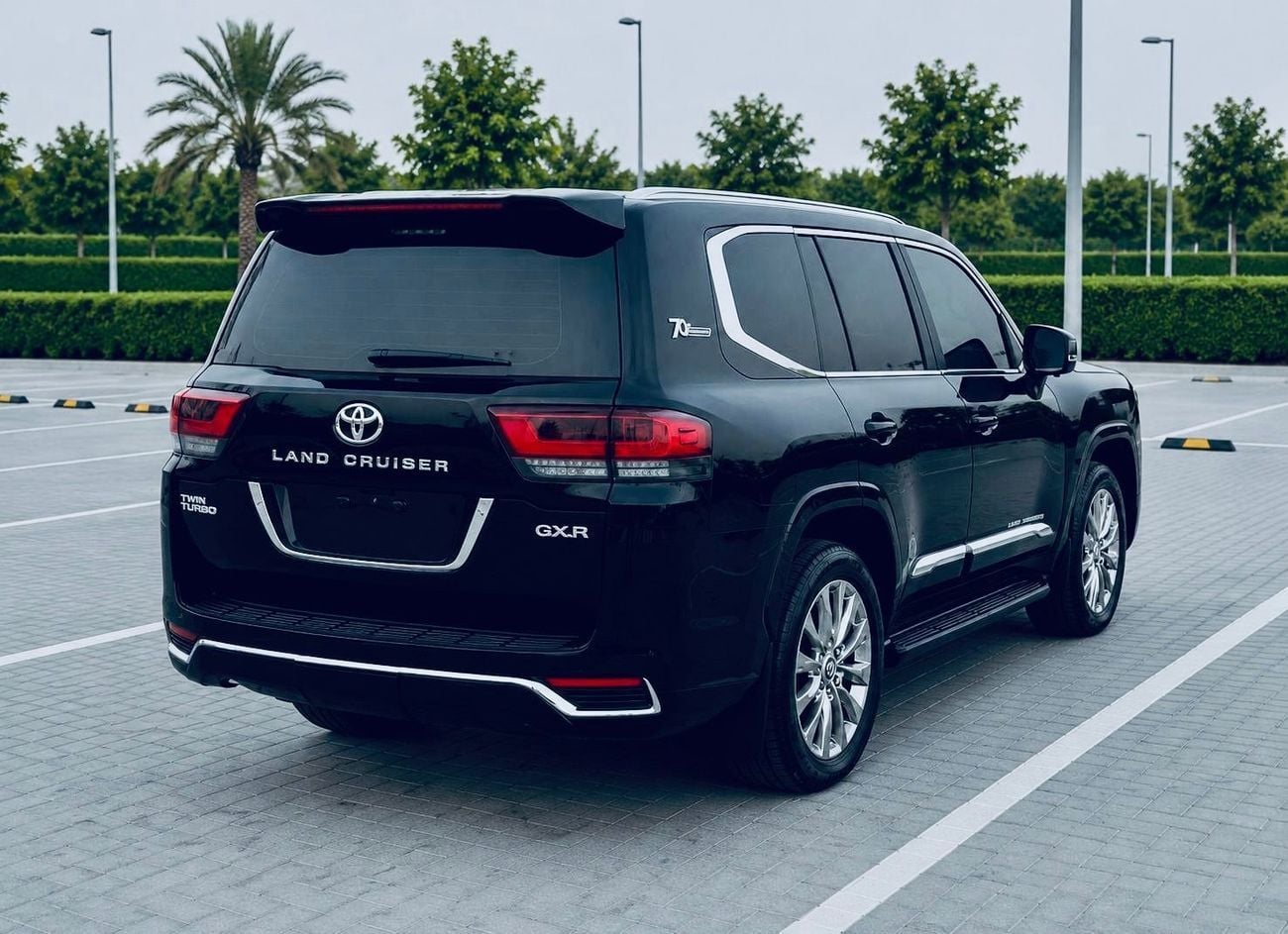 Toyota Land Cruiser GXR Toyota landcuriser V6 2017 upgrade inside & outside 2025 full option