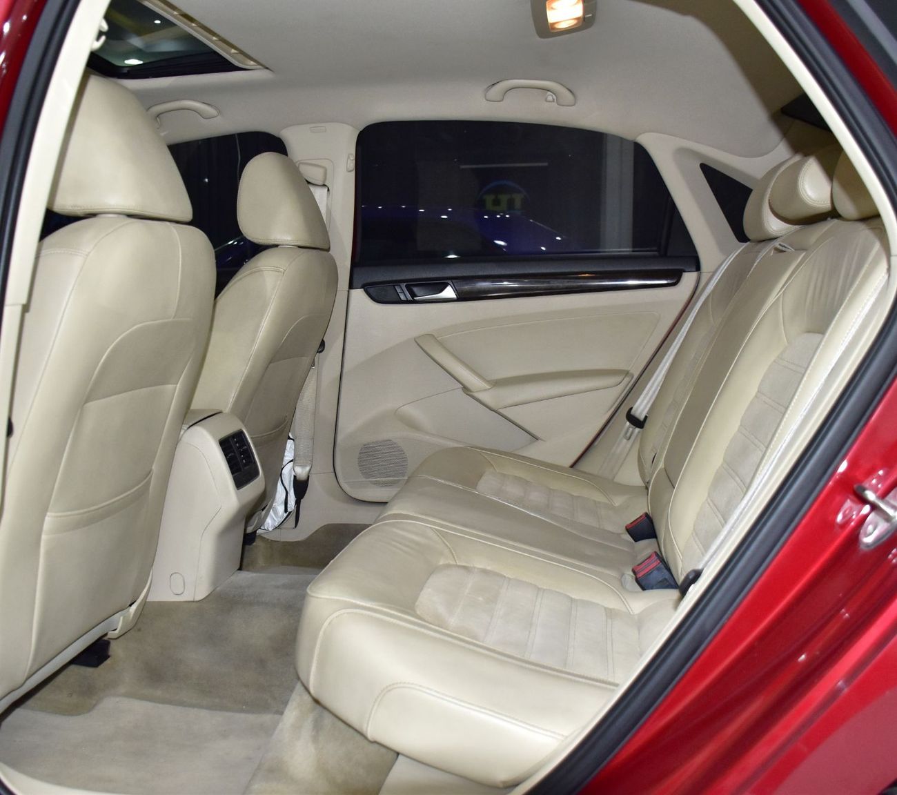 Volkswagen Passat SEL EXCELLENT DEAL for our Volkswagen Passat ( 2016 Model ) in Red Color GCC Specs