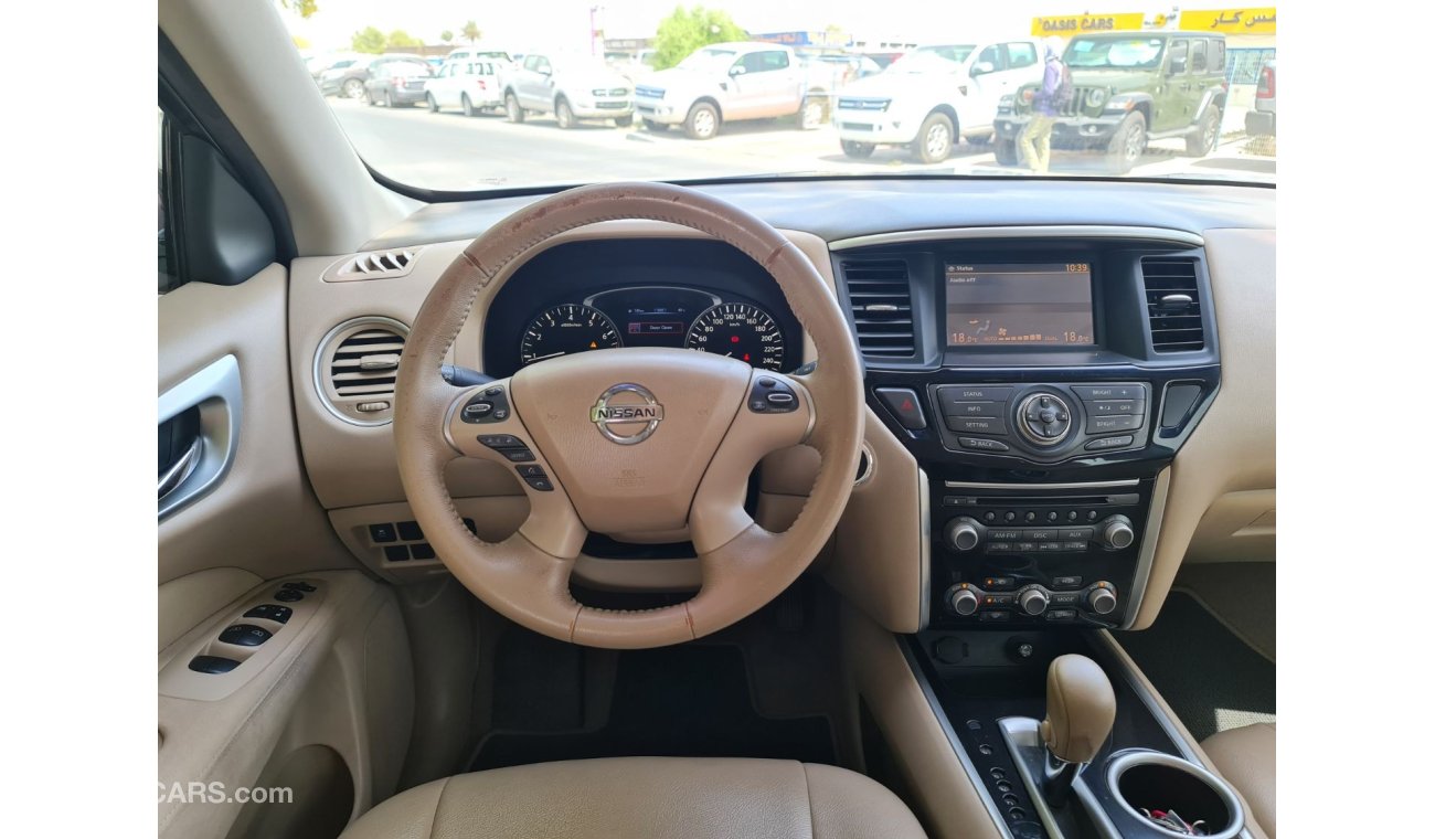 Nissan Pathfinder S 4WD 2015 GCC Perfect Condition
