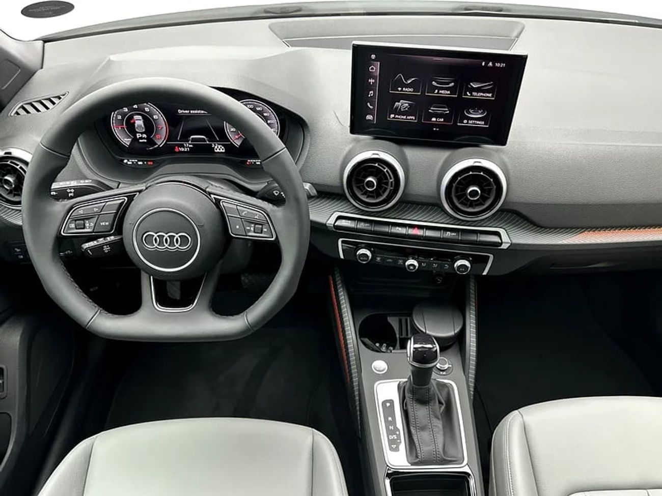 Audi Q2 Advanced 35 TFSI 150hp Black Package (Ref# 073216)