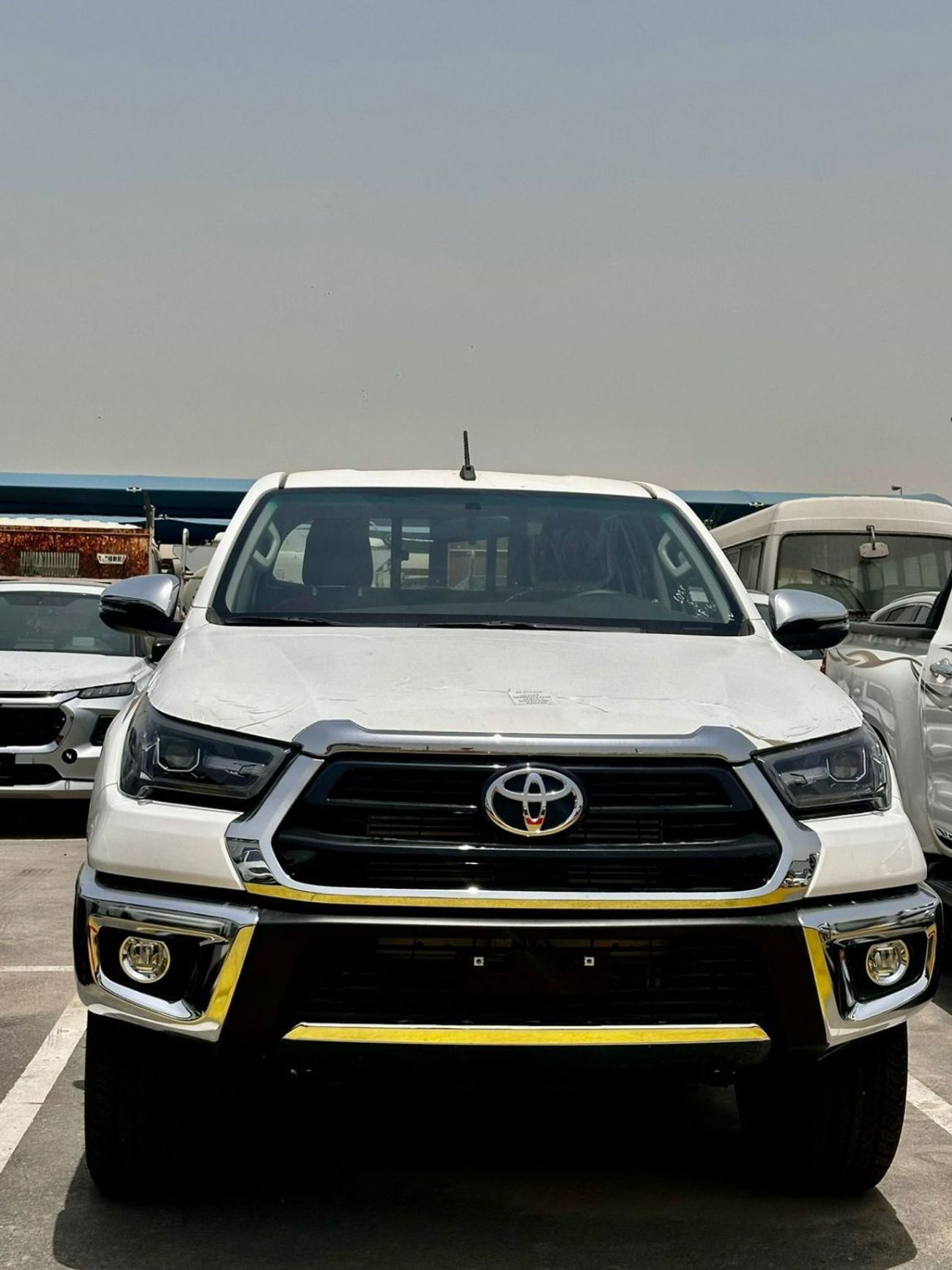 Toyota Hilux SGLX S GLX 2.4L AWD A/T TOYOTA HILUX  2.4L DIESEL  A/T 4WD