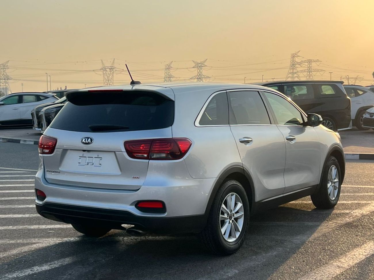 Kia Sorento 2019 Kia Sorento GDI MidOptio -2.4L - V4 - Rear Camera - 7 Seats - Leather Seat