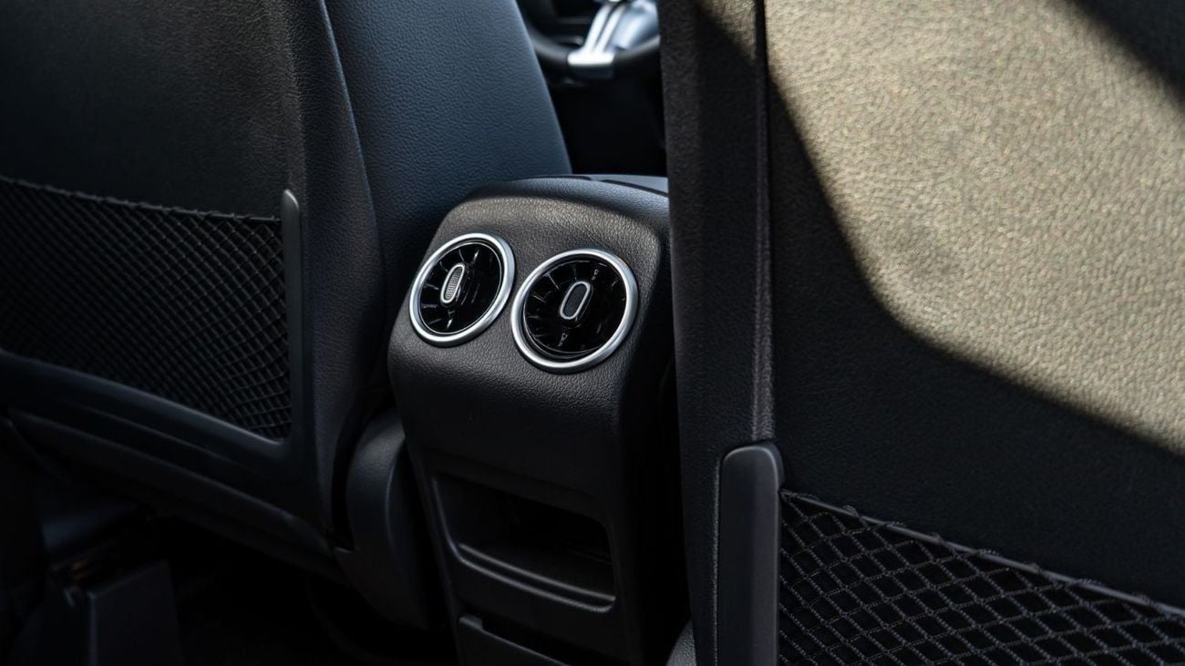 Mercedes-Benz GLA 200 2025 | MERCEDES GLA 200 [ EXPORT ONLY ]