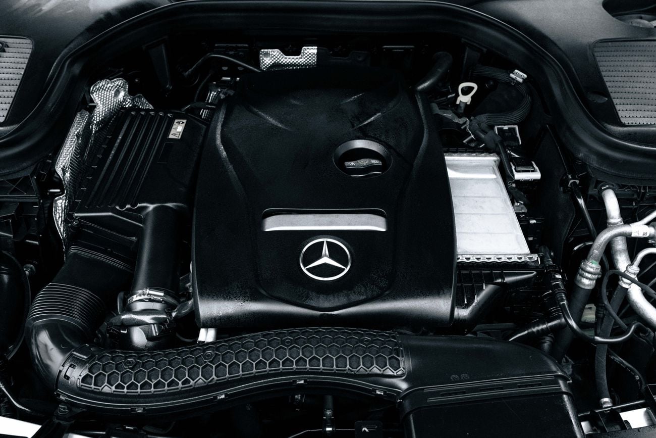 مرسيدس بنز GLC 250 GLC 250 4Matic | 1,920 P.M | 0% Downpayment | IMMACULATE!