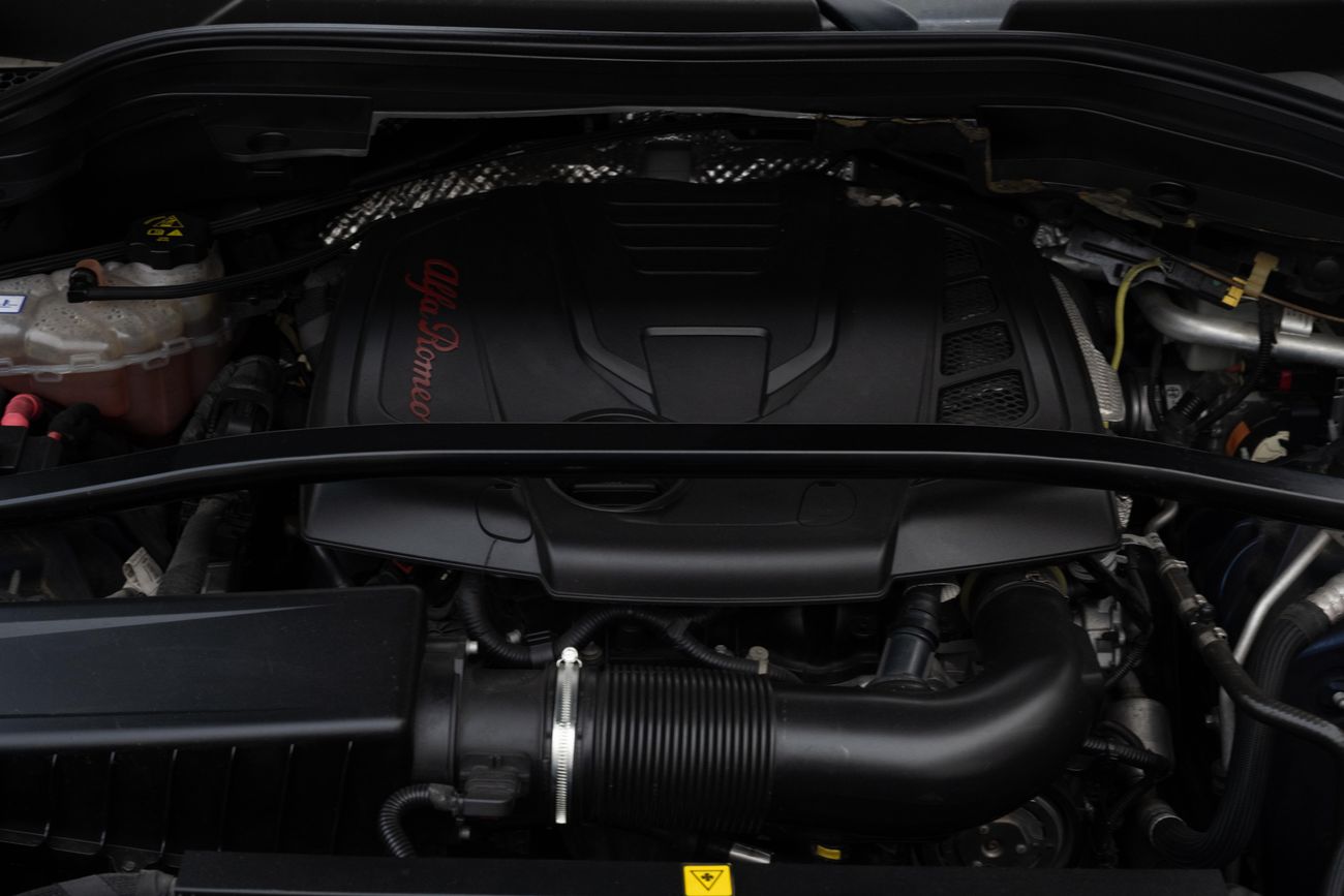 Alfa Romeo Stelvio Stelvio | 1,366 P.M | 0% Downpayment | Pan Roof | Alfa Romeo History | Adaptive Cruise!