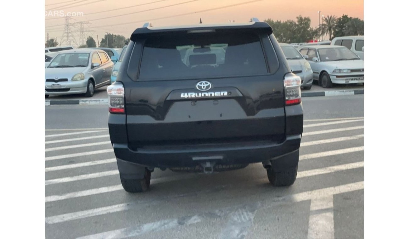 Toyota 4Runner 2018 Toyota 4Runner SR5 Premium 4x4  / Export Only / فقط للتصدير