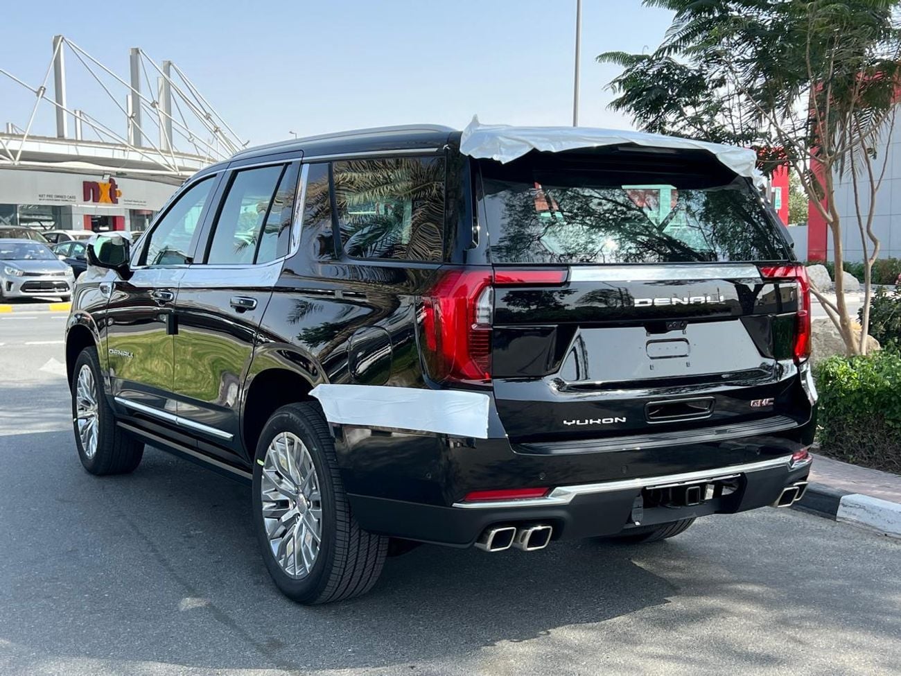 جي أم سي يوكون Denali 6.2l V8
