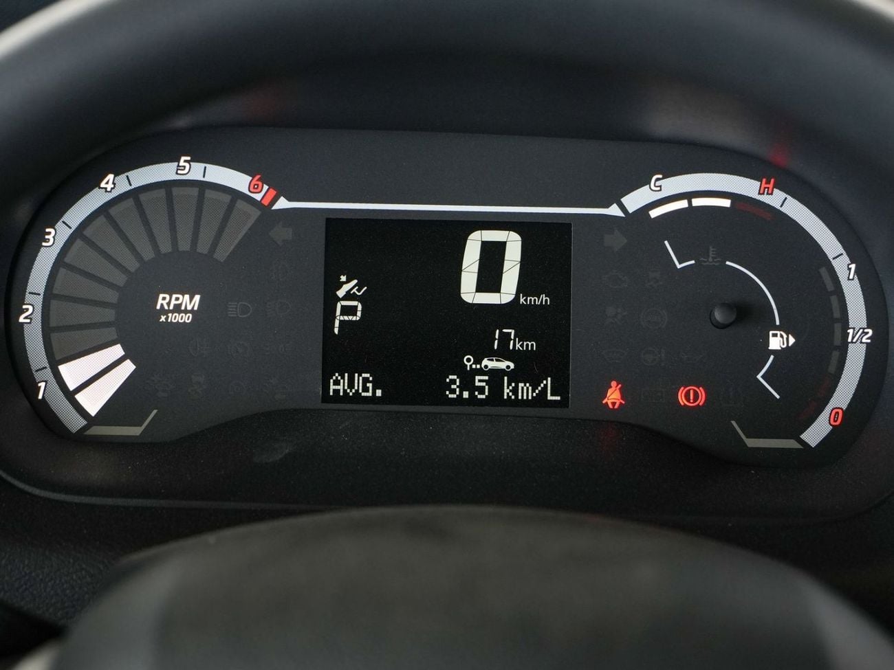 نيسان ماغنيت SV 2025 NISSAN MAGNITE VISIA 1.0L TURBO CVT BRAND NEW 0KM