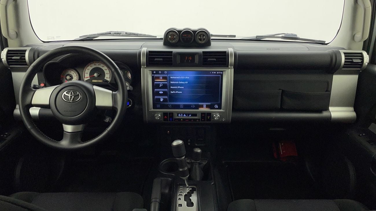 Toyota FJ Cruiser GXR 4 | Zero Down Payment | Home Test Drive