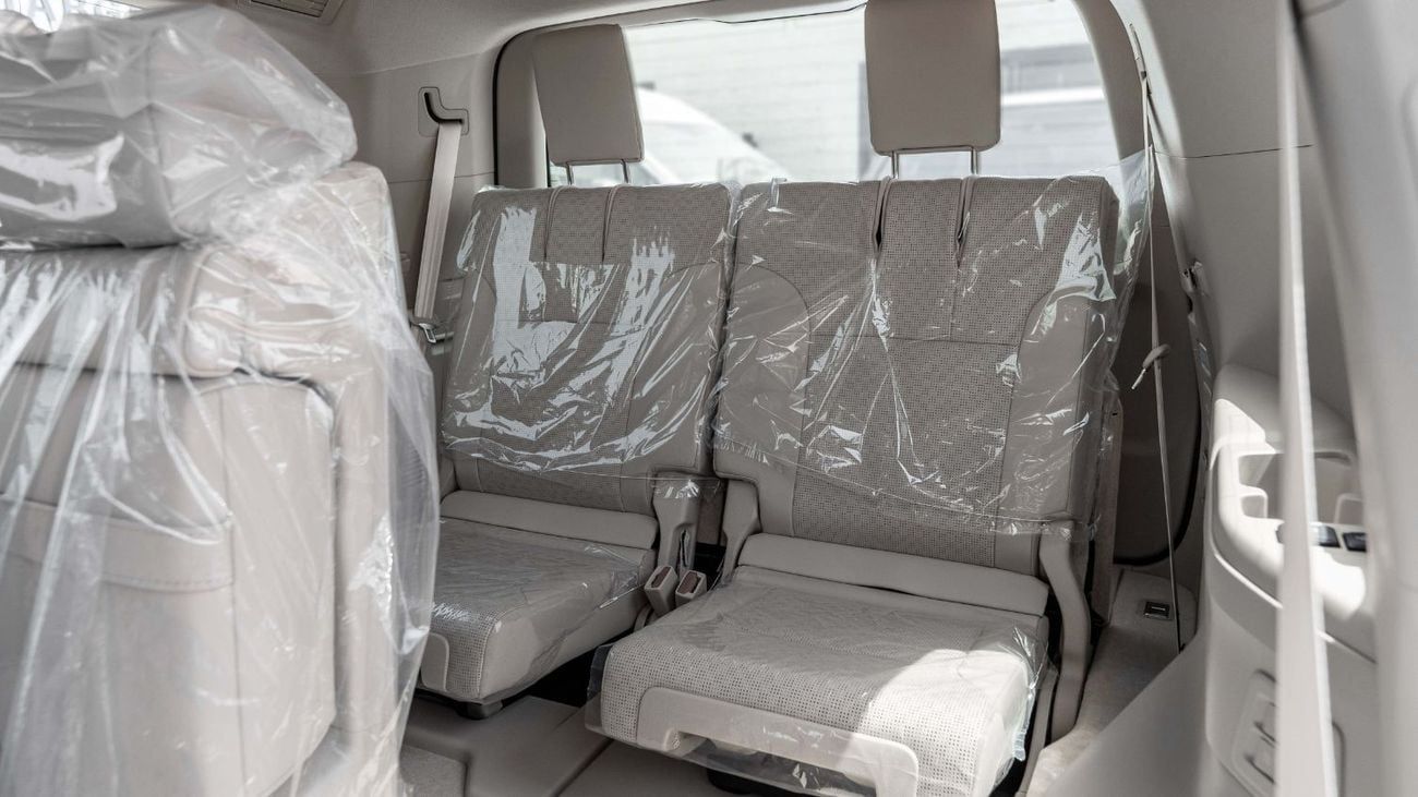 Toyota Land Cruiser 2025 Toyota Land Cruiser VX 4.0L AT Petrol (Black-Beige)