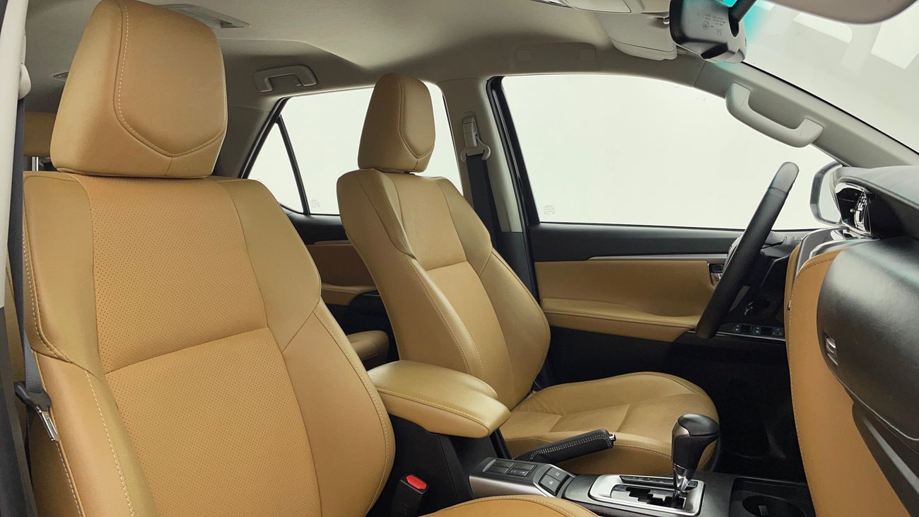 تويوتا فورتونر VXR 4 | بدون دفعة مقدمة | اختبار القيادة في المنزل