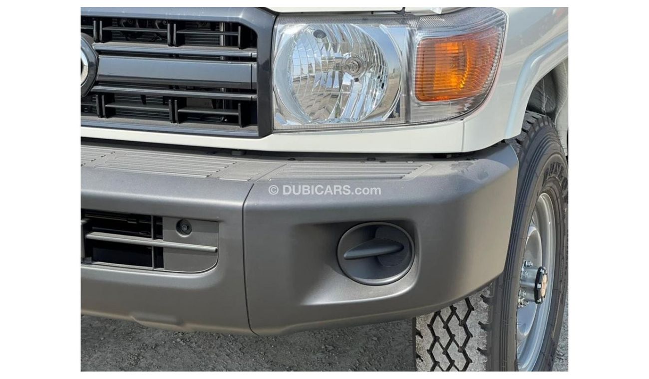 Toyota Land Cruiser 70 TOYOTA LC HTOP HZJ76 4.2 V6