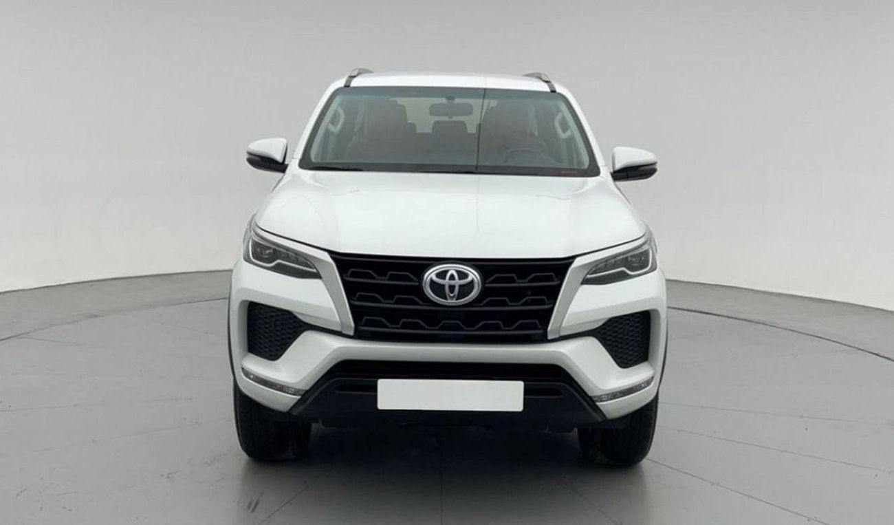 Toyota Fortuner 2.4L Diesel AT 4X4 2025