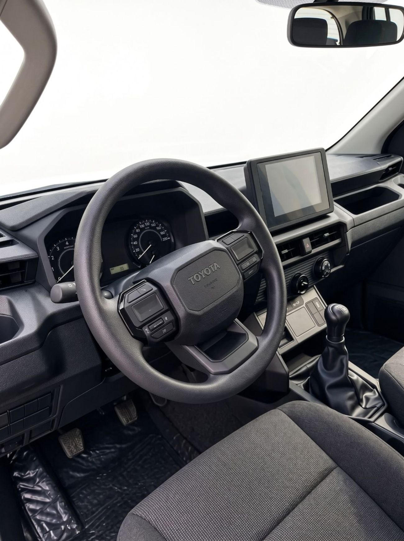 Toyota Hilux GL Double Cabin 2.7L Petrol Manual Transmission 2026 | Brand New | Export Only