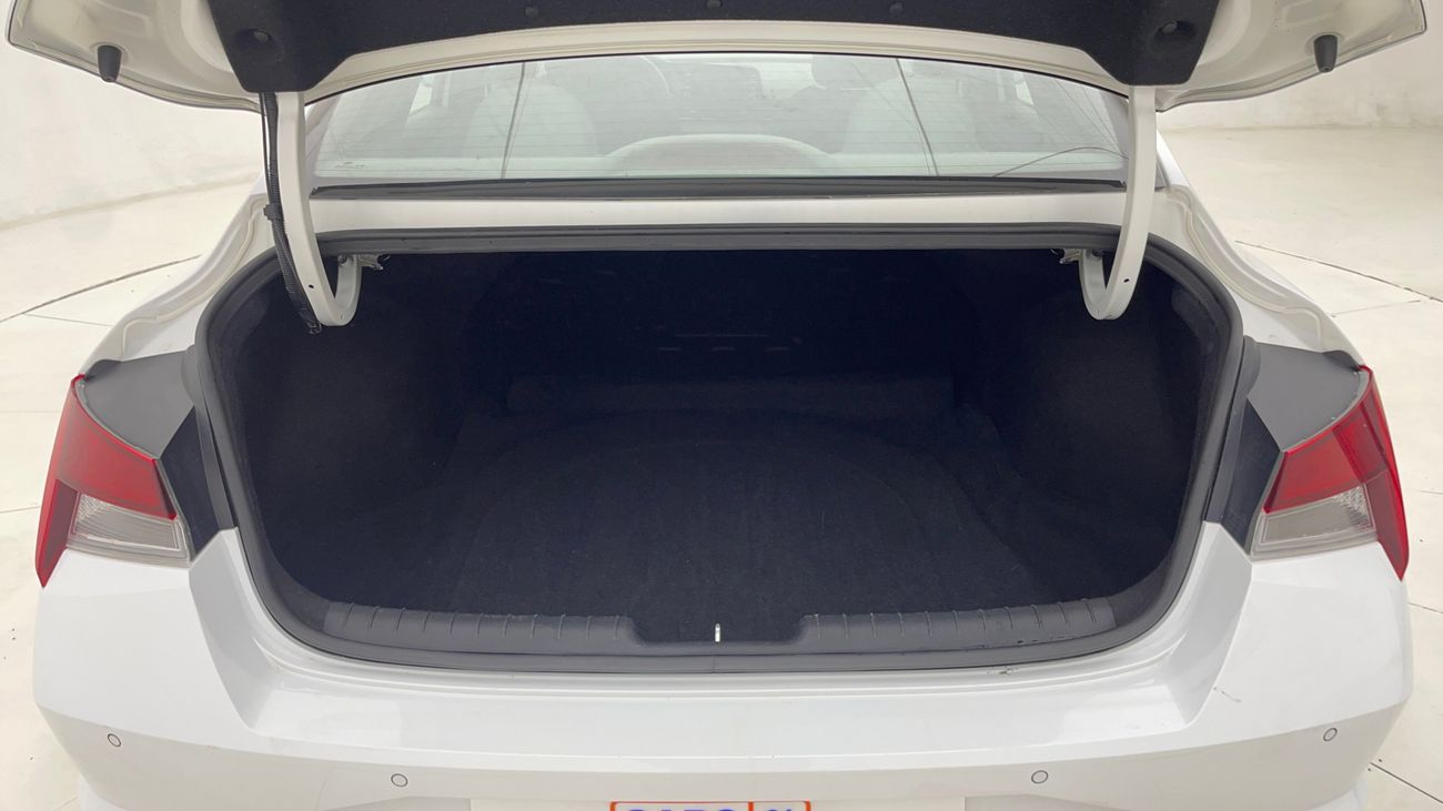 Hyundai Elantra SMART 1.6 | Zero Down Payment | Home Test Drive