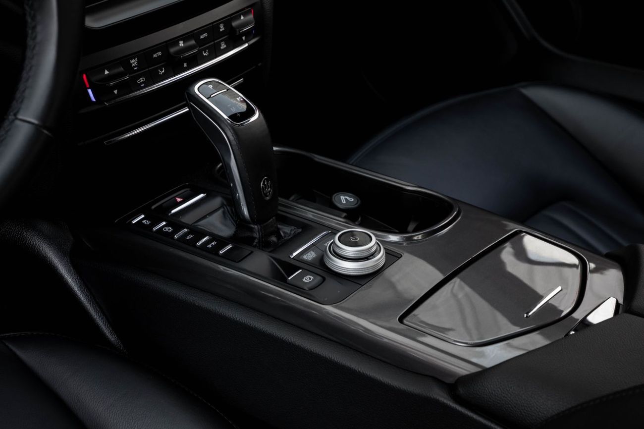 مازيراتي جيبلي Ghibli GT Hybrid | 2,938 P.M | 0% Downpayment | Perfect Condition!