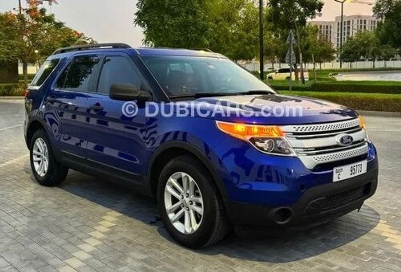 Ford Explorer Std 3.5L FWD