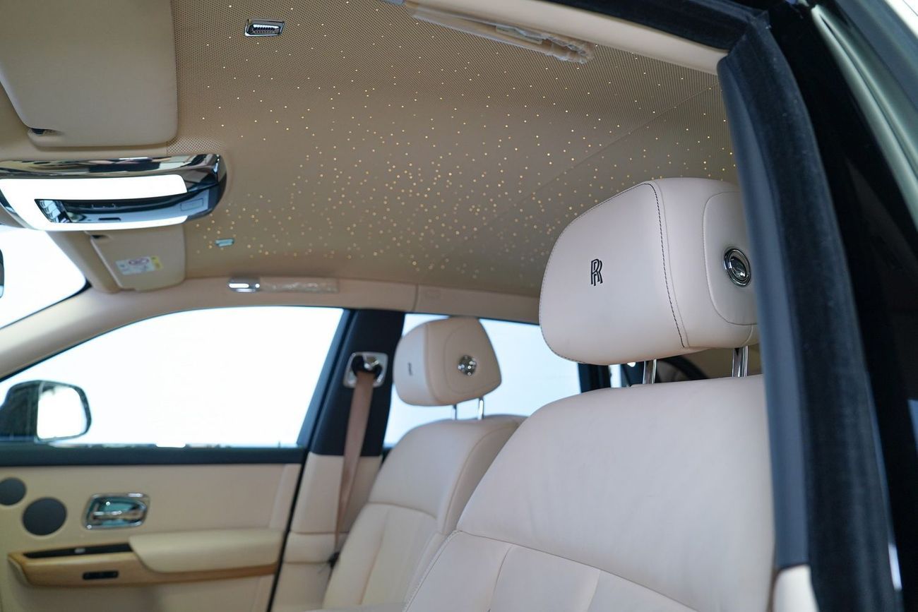 رولز رويس فانتوم Std 6.8L