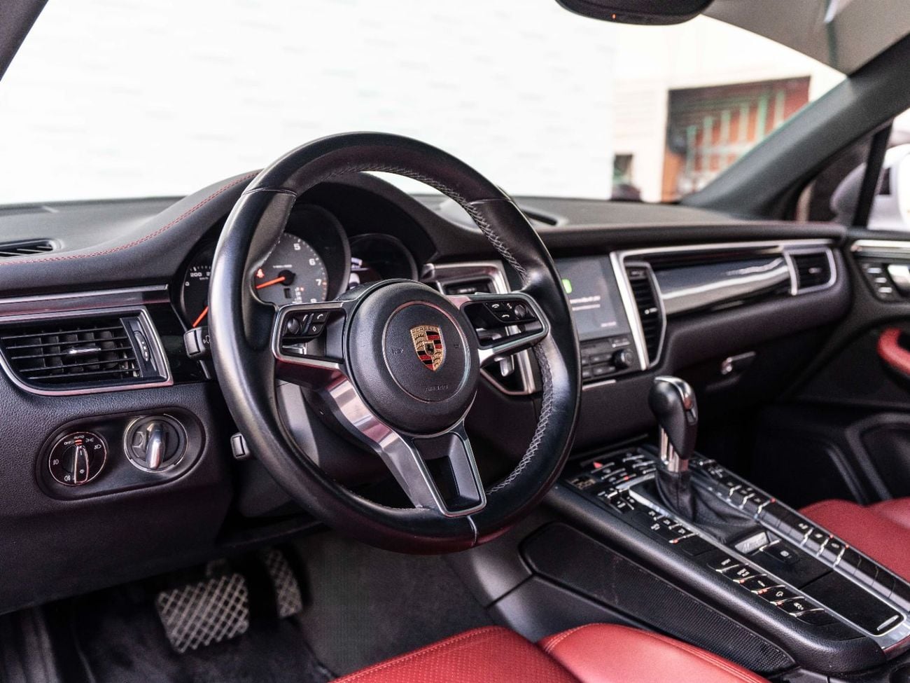 Porsche Macan S 3.0L (340 HP)