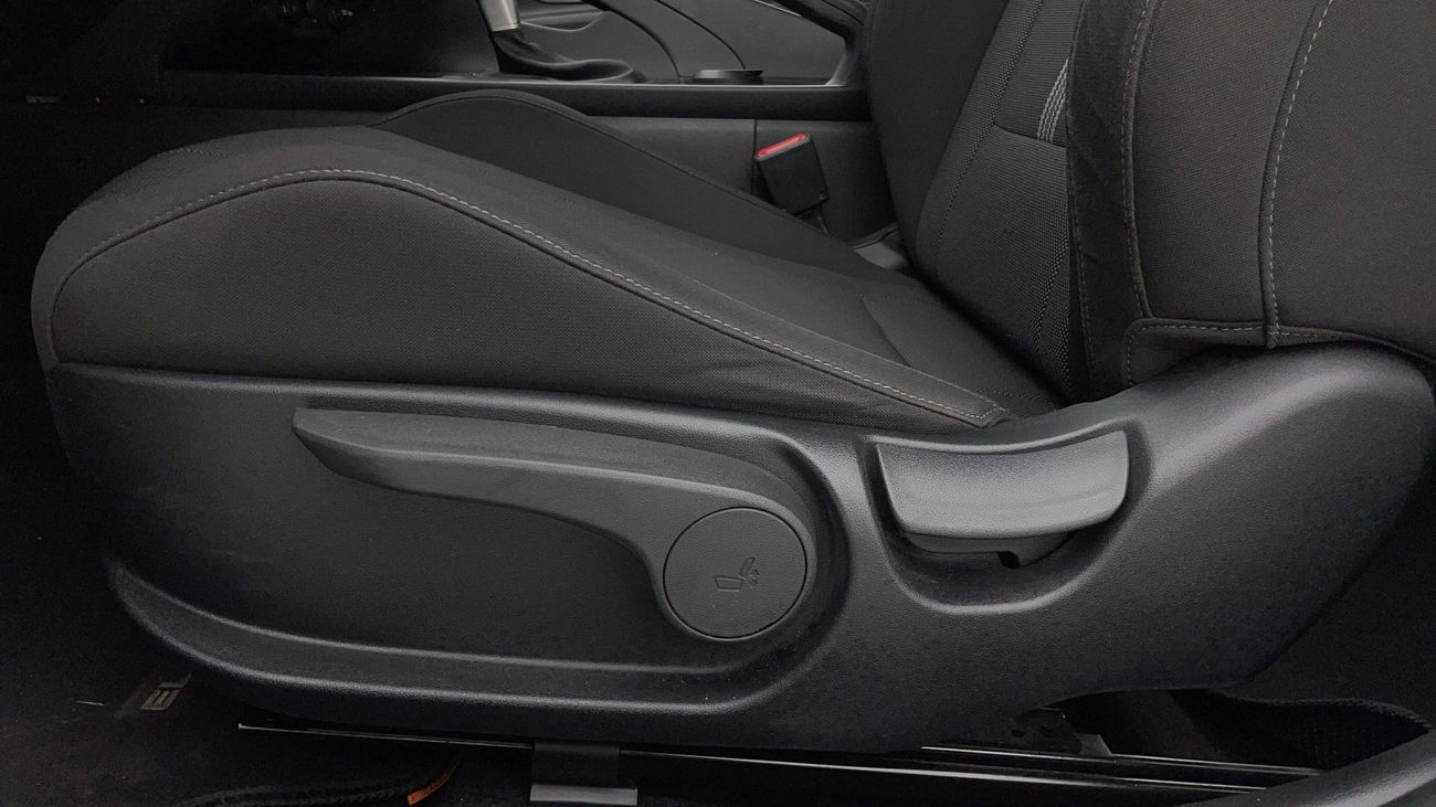 هيونداي إلانترا COMFORT 1.6 | بدون دفعة مقدمة | اختبار القيادة في المنزل