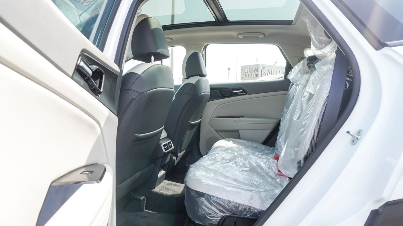 Kia Sportage Brand New Kia Sportage 2025 Export 1.5L 2WD Petrol|White/Gray|N-KIA-SPO-2WD-25|