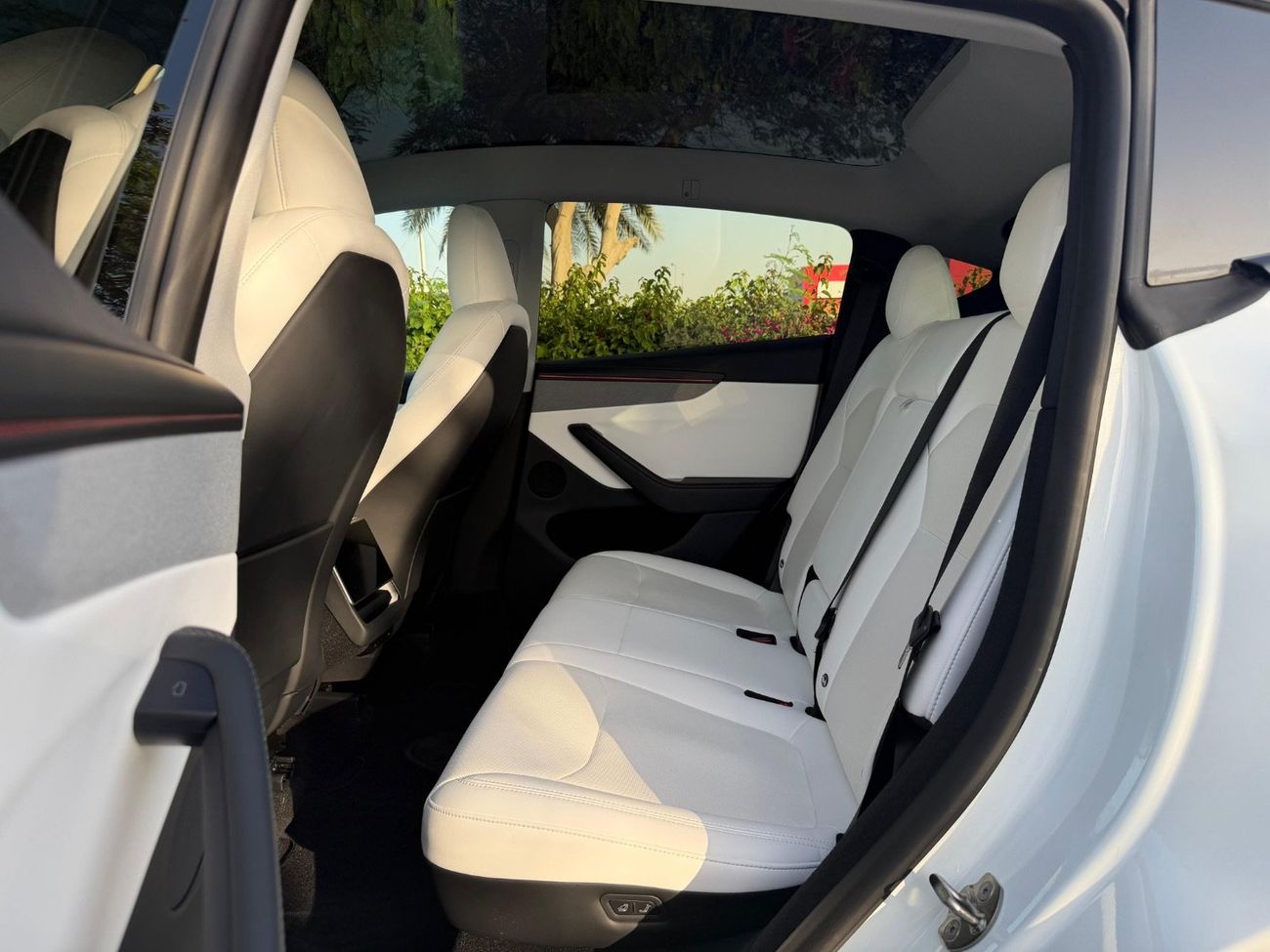 Tesla Model Y Long Range (AWD)