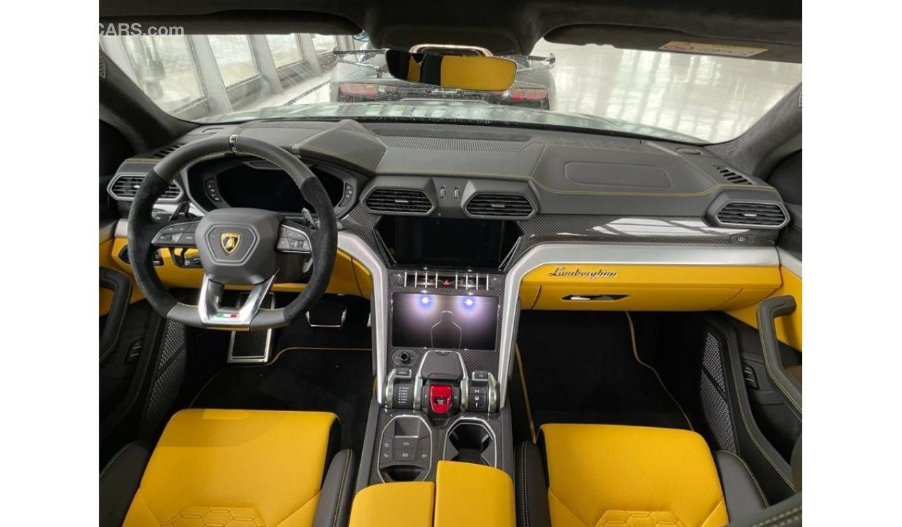 Lamborghini Urus Carbon Package*Panoramic Roof*Black Matt Exhaust Tailpipes*Q-citura With Leather*Advanced 3d “bang &