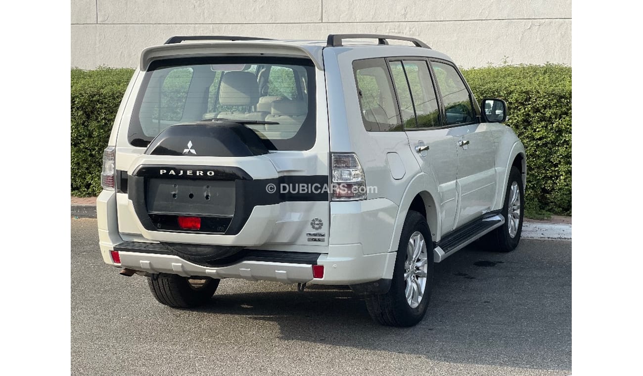 Mitsubishi Pajero 2017