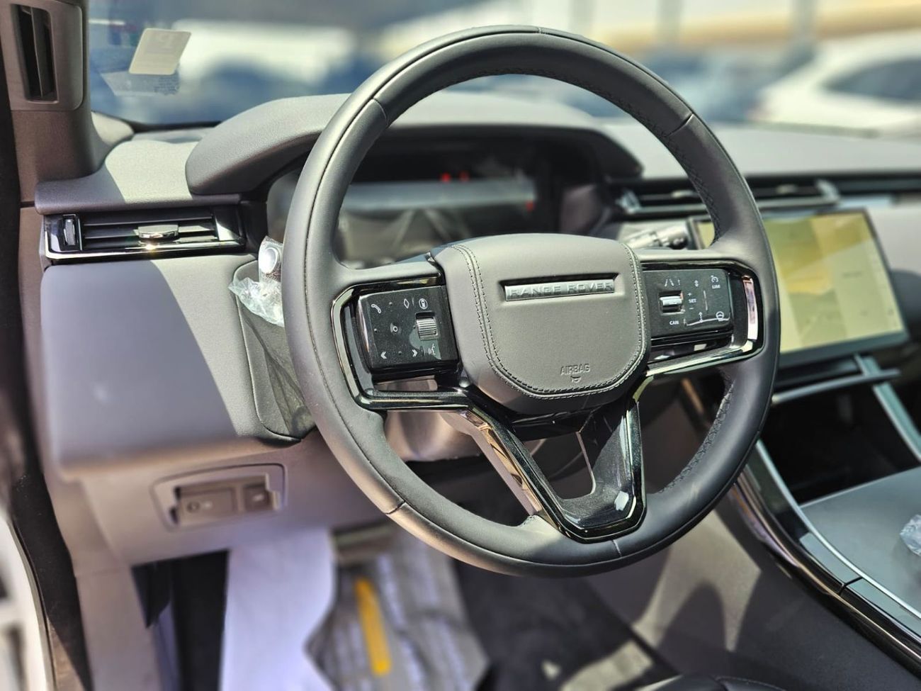 لاند روفر رينج روفر فيلار P250 S 2.0L Petrol