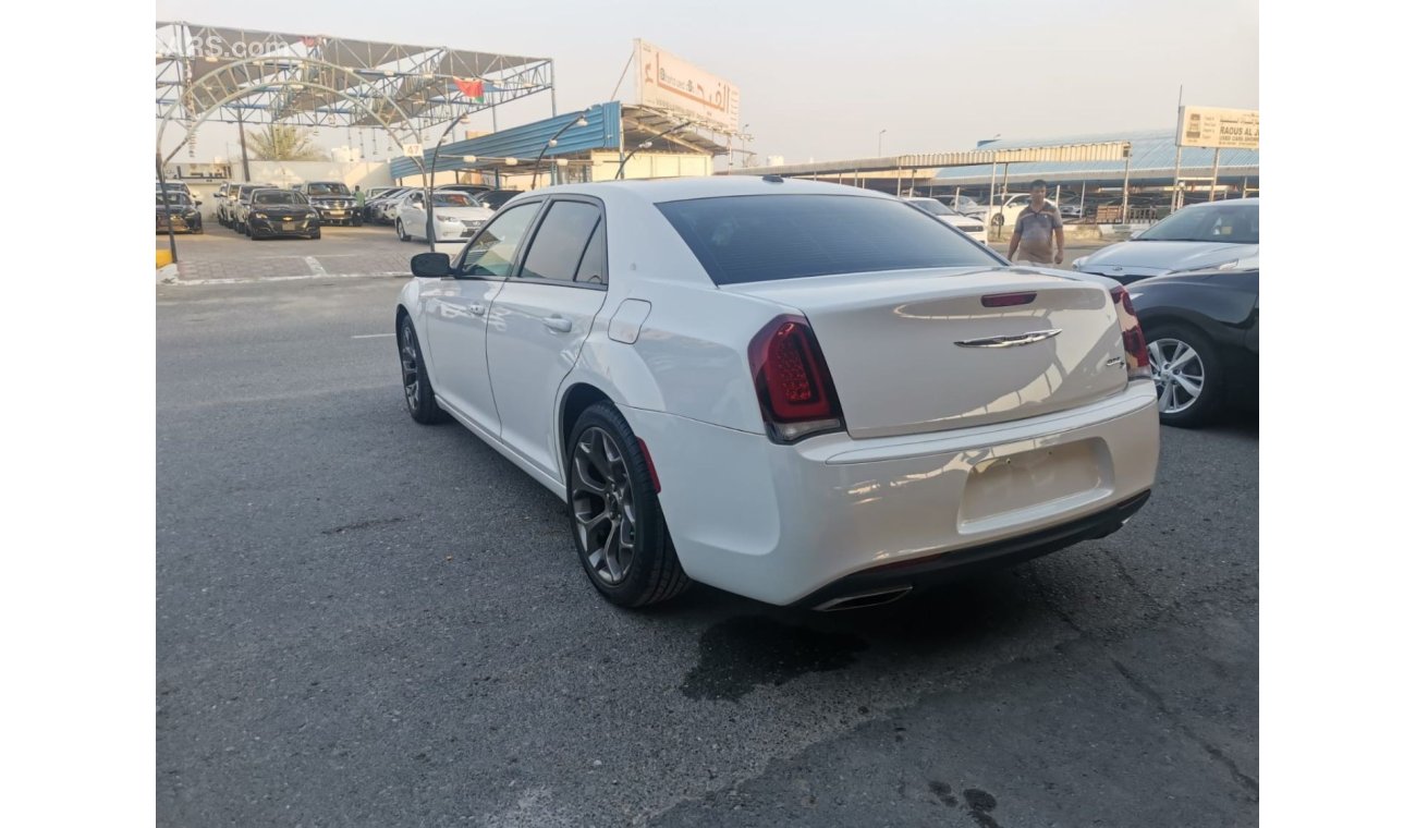 كرايسلر 300C