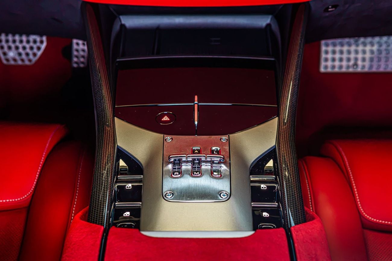 Ferrari Purosangue STANDARD | Rosso Corsa | Full Carbon | Fully Loaded